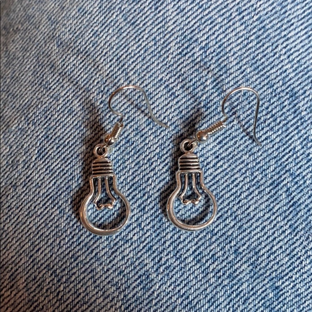 Light Bulb Earrings💡